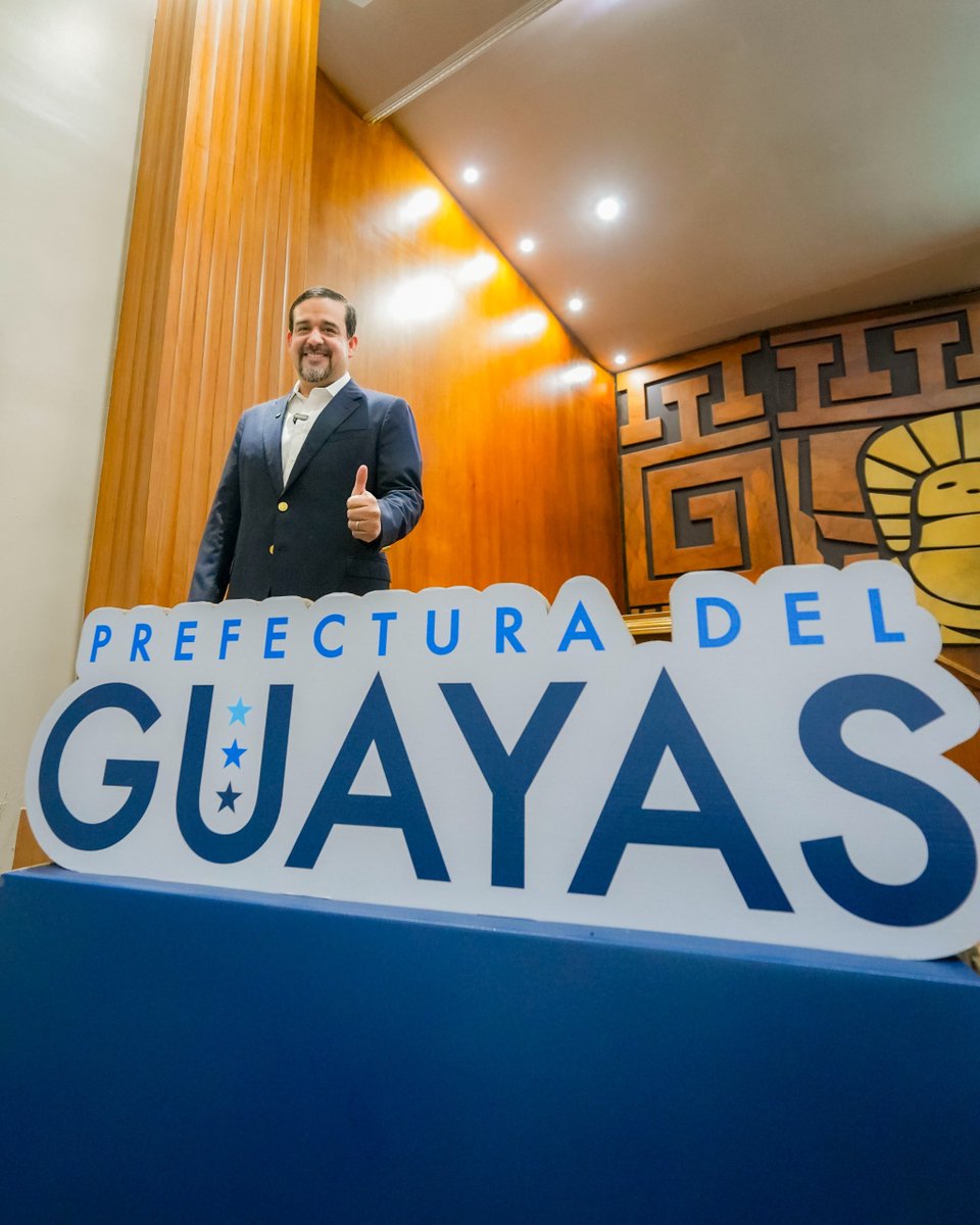 EncaladaVCarlos's tweet photo. Hoy presentamos el Sistema de Alerta Temprana Guayas en Acción, una herramienta que incorpora ciencia y tecnología para anticiparnos a las lluvias.

Con pronósticos de hasta 72 horas podremos monitorear lluvias, caudales y saturación de suelos para tomar decisiones oportunas. https://t.co/kmHPksM2s0