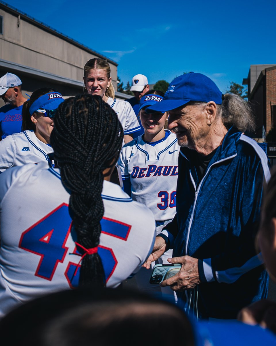 DePaulSB's tweet photo. Flicks from Fall Ball, feat. special guests Ernie and Mimi Wish 🍂 🥎 https://t.co/E6PSINkgan