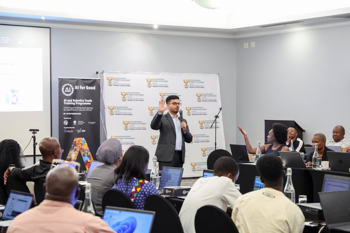 CommsZA's tweet photo. On 28–29 Sept, South Africa hosts an @ITU #AIForGood Training of Trainers workshop, helping educators introduce learners aged 10–18 to AI, coding, robotics &amp; responsible technology. https://t.co/inn8JJJcIZ