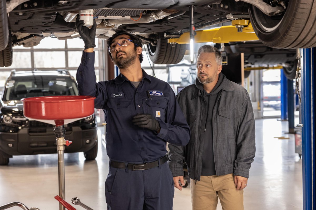countsie's tweet photo. Nate Bargatze is officially part of Team Ford! 🎉  

His relatable humor makes him the perfect fit for our "Real Parts. Real Pros. Real Easy." campaign.
 
Be among the first to check out the ads: https://t.co/kmNVSk8njH https://t.co/bWifQCjFDR