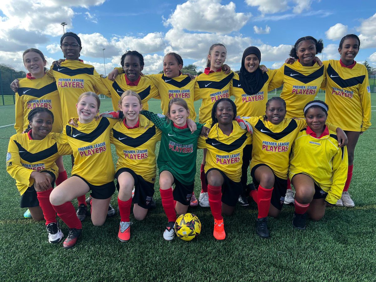 TrinityHighPE's tweet photo. Our Yr7 girls had their first game of the season in the ES Football Cup. It was a very entertaining game against a very tough Elton (Bury).
A fantastic performance from the girls with goals from Evie (2), Olivia and Ijeoma in a 4-3 win. #TeamTrinity #oneteam https://t.co/QV3GzxcWY4