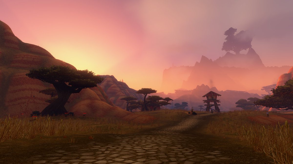 Fobite1's tweet photo. @TSwaglock I had already been leveling in the Barrens for hours but I looked up and just stopped. Its amazing that a game that I've been playing since 2008 can still stop me dead in my tracks. https://t.co/eVjOzMIMGc