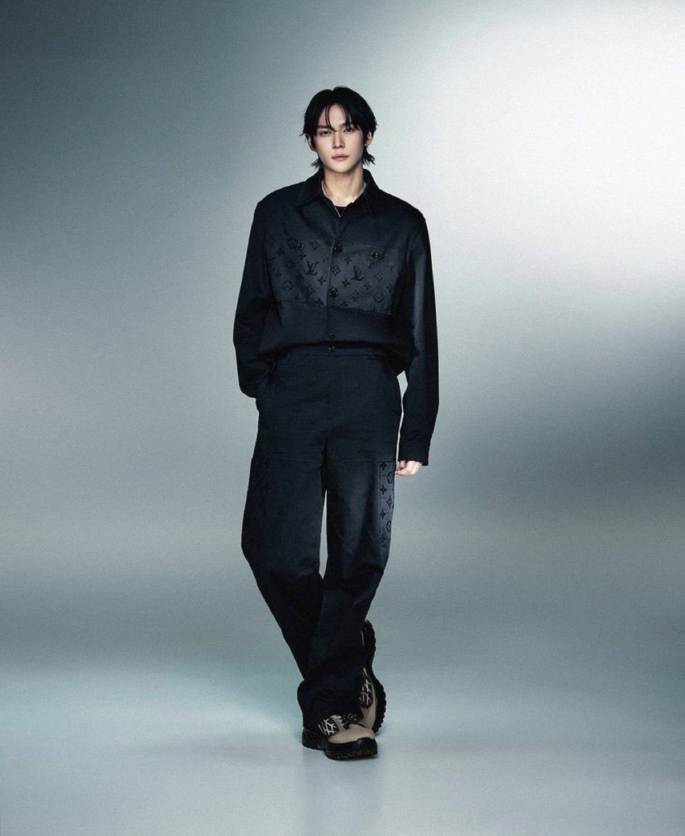 staytunedcms's tweet photo. dolce &amp; gabbana loewe tomford lv หน้าท่านเอาอยู่หมด https://t.co/vWHWXh8TVu