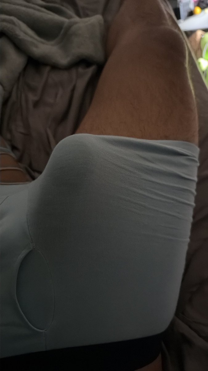 lustfulf00l's tweet photo. good morning :3
#nsfwtwt #bulge https://t.co/Gxh7xGa7CE