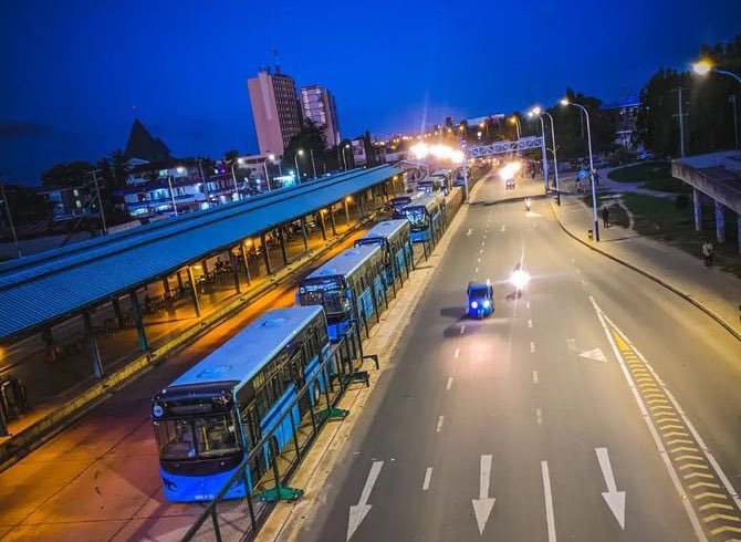 ayubu_madenge's tweet photo. Kampuni ya Mofat inayotoa huduma za mabasi ya Mwendokasi Dar es Salaam imetangaza ajira 360. Kwenye ajira hizo wanahitajika madereva 200 na watoa huduma kwa wateja 160 wenye elimu kuanzia Certificate, diploma na bachelor. https://t.co/TKDWUopyBS