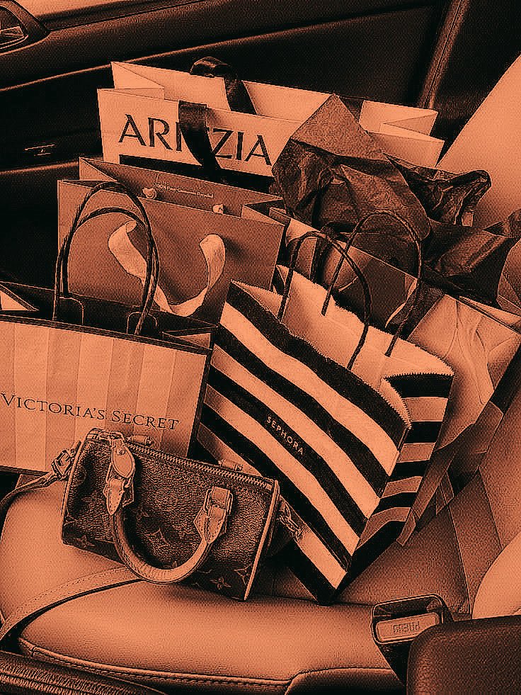 industryspdr's tweet photo. pov: parris picked you up randomly and now you have stuff you didn’t know you needed or wanted . https://t.co/F242ZTlddi