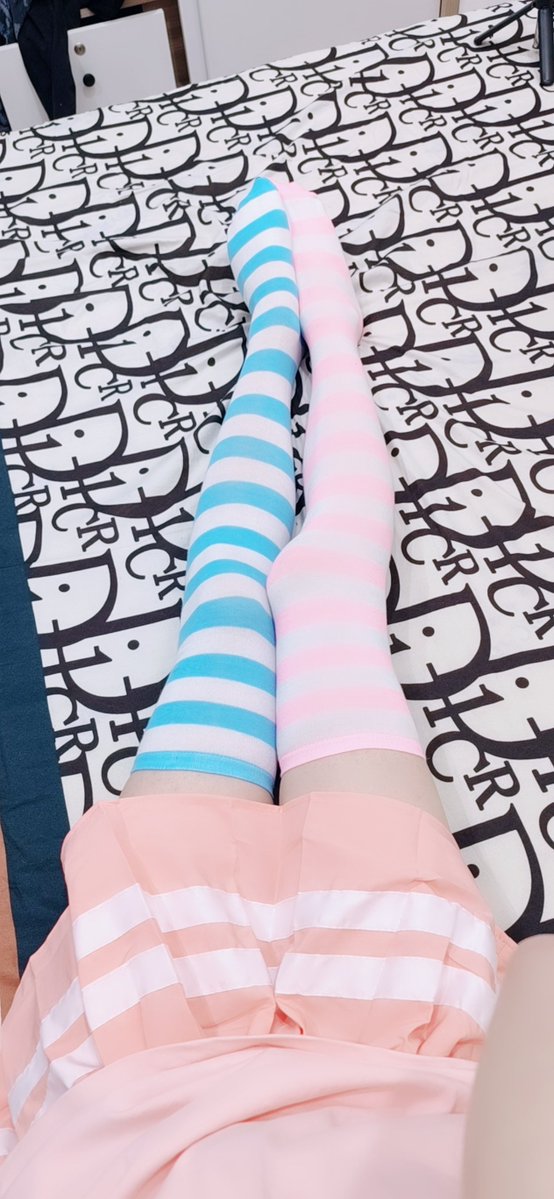 Femboy_mi's tweet photo. Hi I'm Yumi , young skinny femboy.
And I'm super horny, I like to play with my asshole every day, and with my tiny pp
I have alot of 18+ toys. My dream to be kawai and cute. Soon I post something horny 👉👈
Btw do you like this colors?
#femboy #catboy #cute #stockings #nsfw https://t.co/Mo7TfZEstI