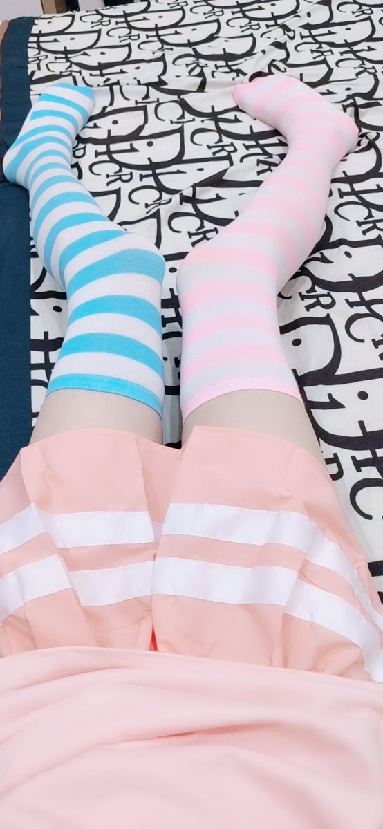 Femboy_mi's tweet photo. Hi I'm Yumi , young skinny femboy.
And I'm super horny, I like to play with my asshole every day, and with my tiny pp
I have alot of 18+ toys. My dream to be kawai and cute. Soon I post something horny 👉👈
Btw do you like this colors?
#femboy #catboy #cute #stockings #nsfw https://t.co/Mo7TfZEstI