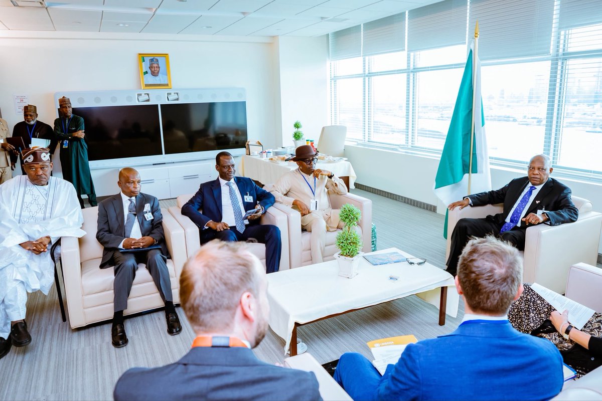 officialSKSM's tweet photo. Nigeria and the Netherlands have agreed to deepen collaboration to improve financial inclusion across different levels of Nigerian society.

Under the arrangement, the Netherlands will leverage its expertise and experience in financial health to support programmes implemented by Nigeria on financial inclusion.

This was part of the resolutions reached during a bilateral meeting between Vice President @KashimSM and the Queen of the Netherlands, Queen Máxima, in New York, United States.