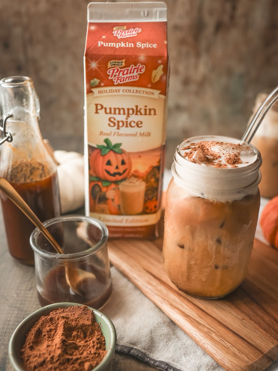 PFDairy's tweet photo. Pumpkin spice, but make it actually taste like pumpkin. 🎃☕️ This Pumpkin Spice Latte is topped with the dreamiest pumpkin spice cold foam, both made with Prairie Farms Pumpkin Spice Milk.

Here for a limited time! 🍂 Recipe: https://t.co/EDnCch6RdN https://t.co/Qr2OD7Mem6