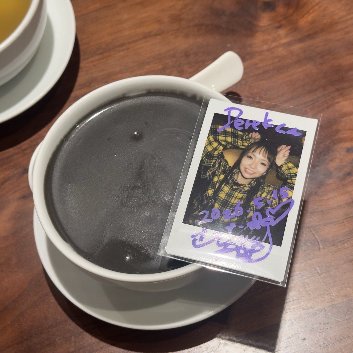 Derk_Metal's tweet photo. @na_na082 あと、たまに食べる香港スイーツも紹介するね〜🍨

一番好きなのは芝麻糊（黒ごまのあったかいスイーツ）！
それから、香港式フレンチトーストと、
アイスクリームがのったかき氷も好き😊 https://t.co/MqJAZ82Joj