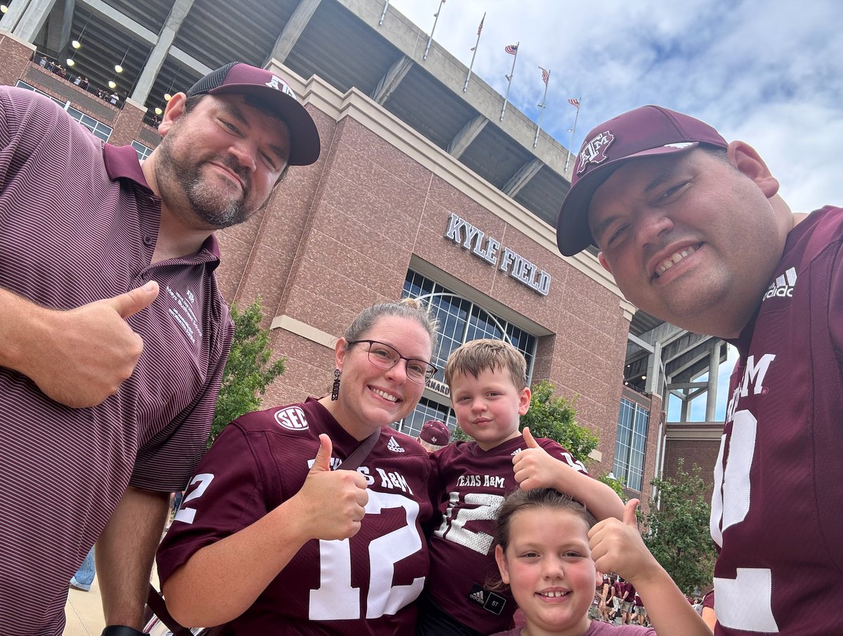 RustySuretteTV's tweet photo. 🎗️ AN AGGIE FAMILY IS ASKING FOR PRAYERS AND SUPPORT as their little boy battles brain cancer.

And there is some encouraging news to share today, September 28:

❤️ “𝐖𝐢𝐥𝐥𝐢𝐚𝐦 𝐡𝐚𝐬 𝐝𝐨𝐧𝐞 𝐯𝐞𝐫𝐲 𝐰𝐞𝐥𝐥 𝐩𝐨𝐬𝐭-𝐬𝐮𝐫𝐠𝐞𝐫𝐲 𝐚𝐧𝐝 𝐢𝐬 𝐡𝐞𝐚𝐥𝐢𝐧𝐠 𝐰𝐞𝐥𝐥. 𝐓𝐡𝐞 𝐬𝐮𝐫𝐠𝐞𝐨𝐧𝐬 𝐠𝐨𝐭 𝐚𝐛𝐨𝐮𝐭 𝐡𝐚𝐥𝐟 𝐭𝐡𝐞 𝐭𝐮𝐦𝐨𝐫 𝐨𝐫 𝐬𝐨, 𝐚𝐧𝐝 𝐫𝐚𝐝𝐢𝐚𝐭𝐢𝐨𝐧 𝐢𝐬 𝐧𝐞𝐱𝐭! 𝐓𝐡𝐚𝐭 𝐰𝐢𝐥𝐥 𝐬𝐭𝐚𝐫𝐭 𝐢𝐧 𝐚𝐛𝐨𝐮𝐭 𝟐 𝐰𝐞𝐞𝐤𝐬.”

William is the young son of Aggie Chris Anderson, and his family’s world changed this summer after he suffered a sudden brain hemorrhage while sleeping.

As doctors treated him and the hemorrhage began to clear, they discovered a brain tumor. William underwent surgery on September 23.  

His family says the months ahead will include frequent trips for treatment, medical expenses, medication, missed work, and the many other costs that come with caring for a child battling cancer.

They’re asking the Aggie community and others to rally around William with prayers, shares, and, when able, financial support.

🙏 Help William and his family here:
https://t.co/4dlvEXhMAE

For additional updates on William’s journey, follow 𝘄𝗶𝗹𝗹𝗶𝗮𝗺𝗯𝘁𝗵𝗼𝗰𝗮𝗻𝗰𝗲𝗿 on Instagram.

Please keep William and his entire family in your prayers as he continues this fight. ❤️