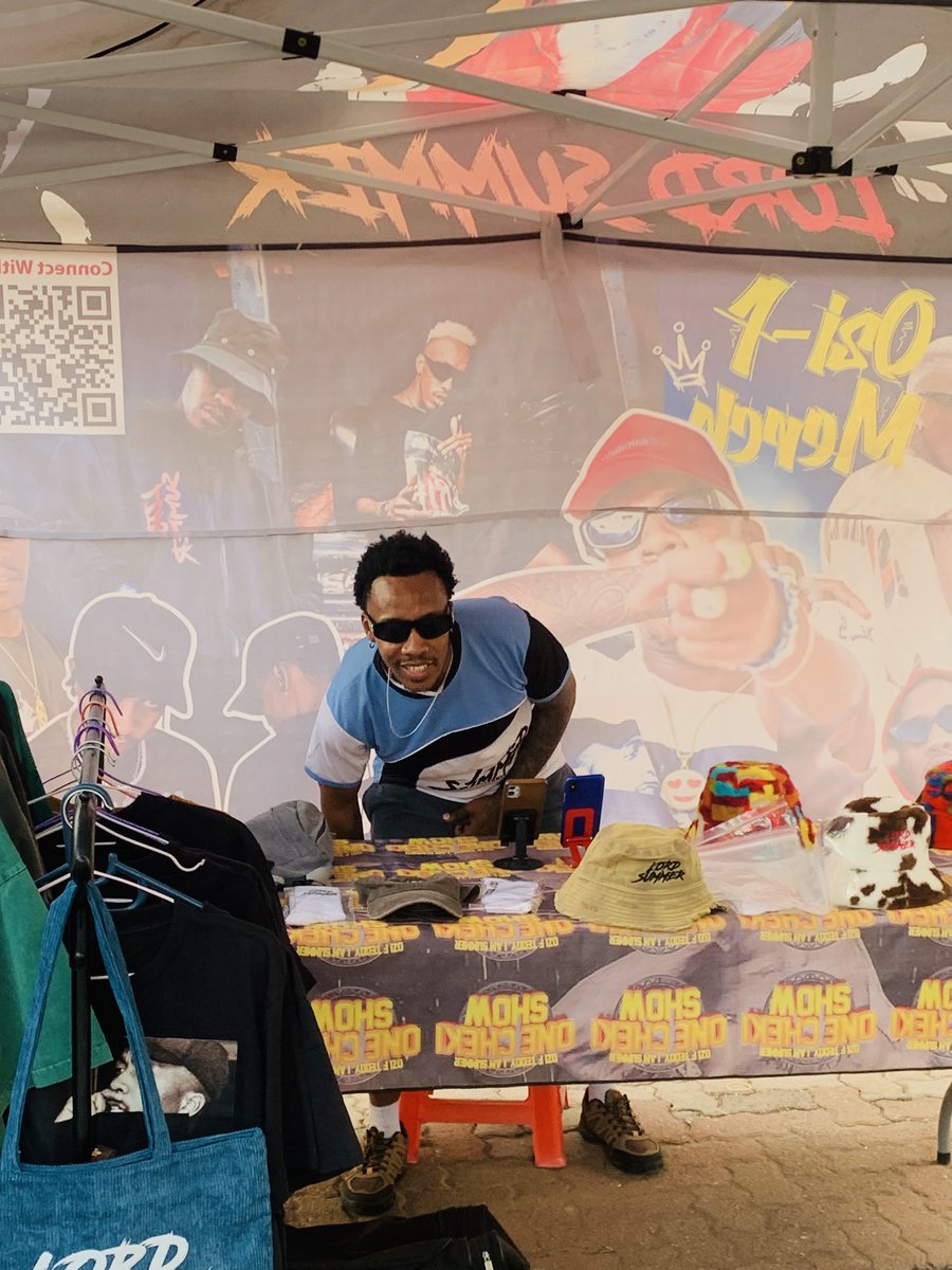 Ozifteddy's tweet photo. Im going around the greater Gaborone area on this lil mini independence holiday tour. Shop coming with! Come with your pocket books https://t.co/eXsw5gUJv5