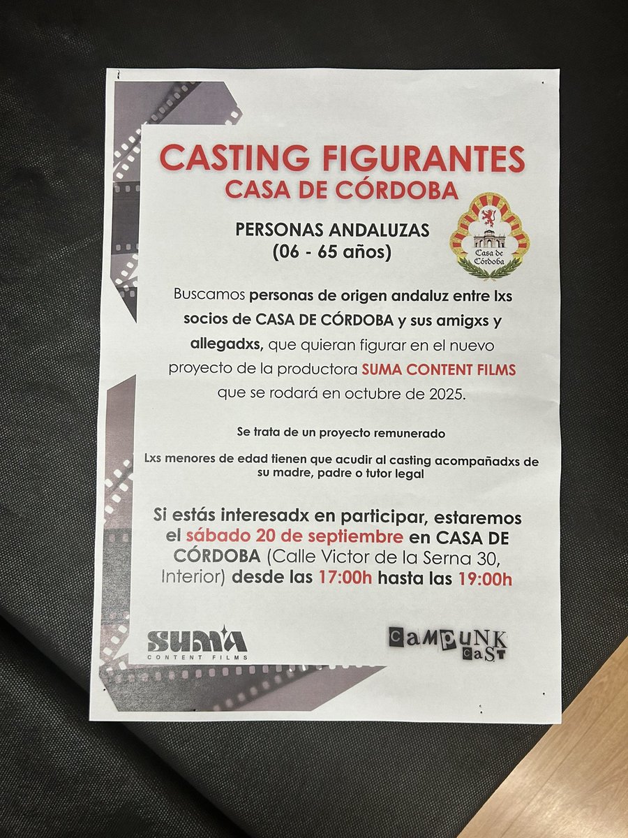 SergioObreo's tweet photo. Ya tenéis en cines La bola negra, en la que fui ayudante de casting de figuración y pequeñas partes. No sabéis lo feliz que me hace todo lo que está consiguiendo esta peli 🎱🎱🖤🖤 

#labolanegra https://t.co/MH2WqvzhSt