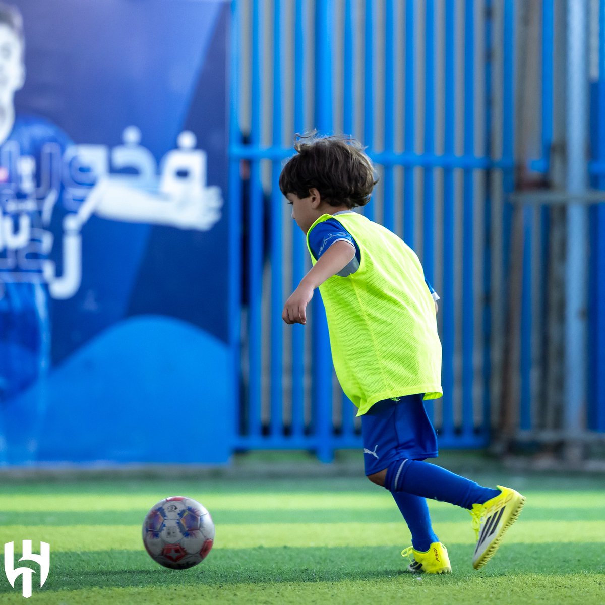AlhilalAcademy's tweet photo. للزعامة جيلٌ قادم 💙 
فرع "العليا" 📸 https://t.co/25YzMpIZBJ