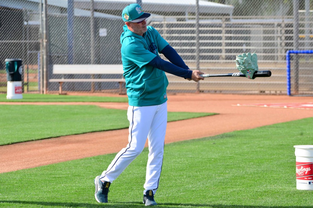 mlbtraderumors's tweet photo. Mariners Dismiss Four Coaches https://t.co/4HV2jFFwDn https://t.co/rD6ECyMGbh