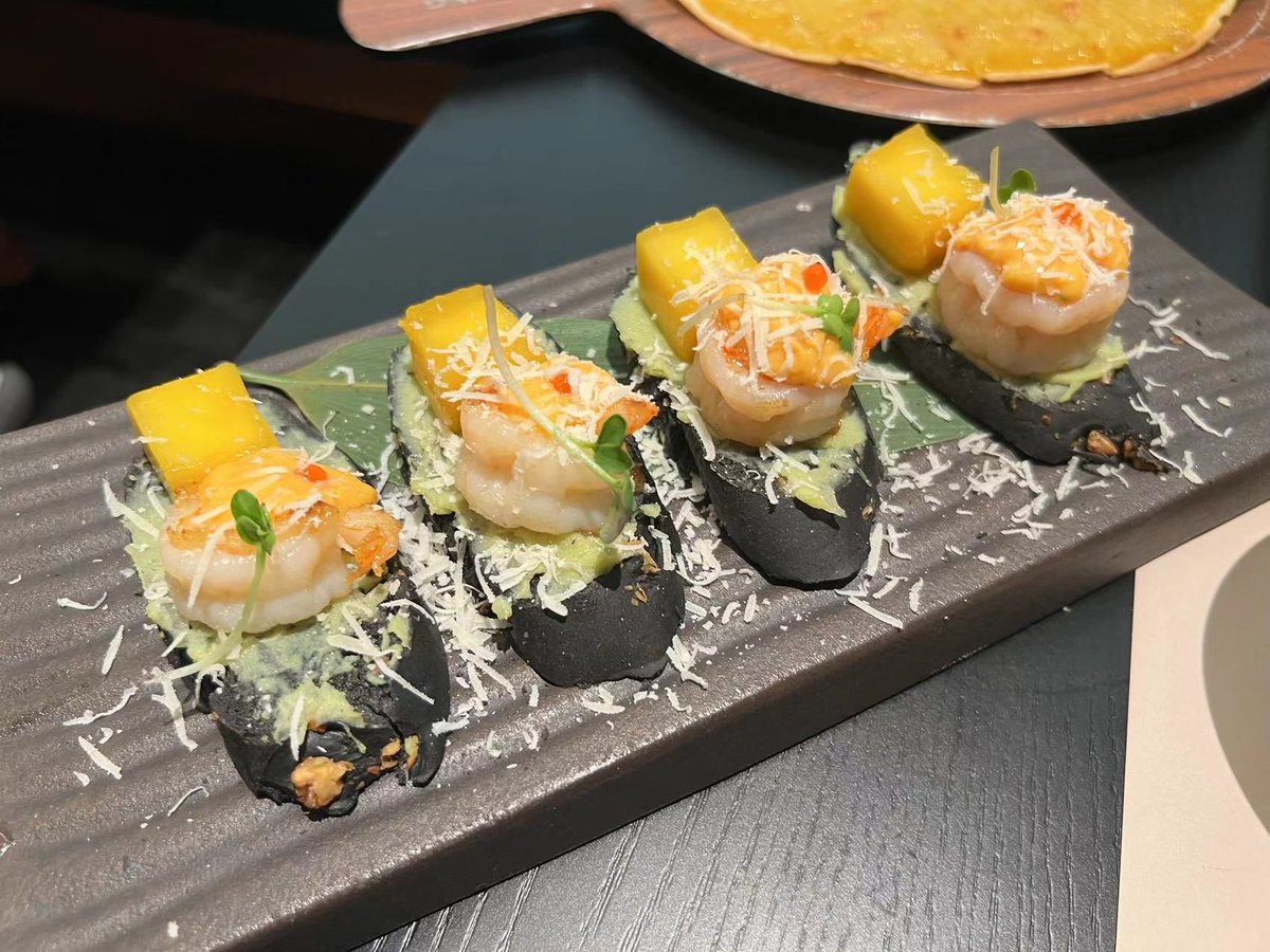 Thersaaylebk's tweet photo. Este aguacate mexicano es súper cremoso con un sabor dulce natural: ideal para tostadas o guacamole, un 10/10! https://t.co/3PsDZfhobc