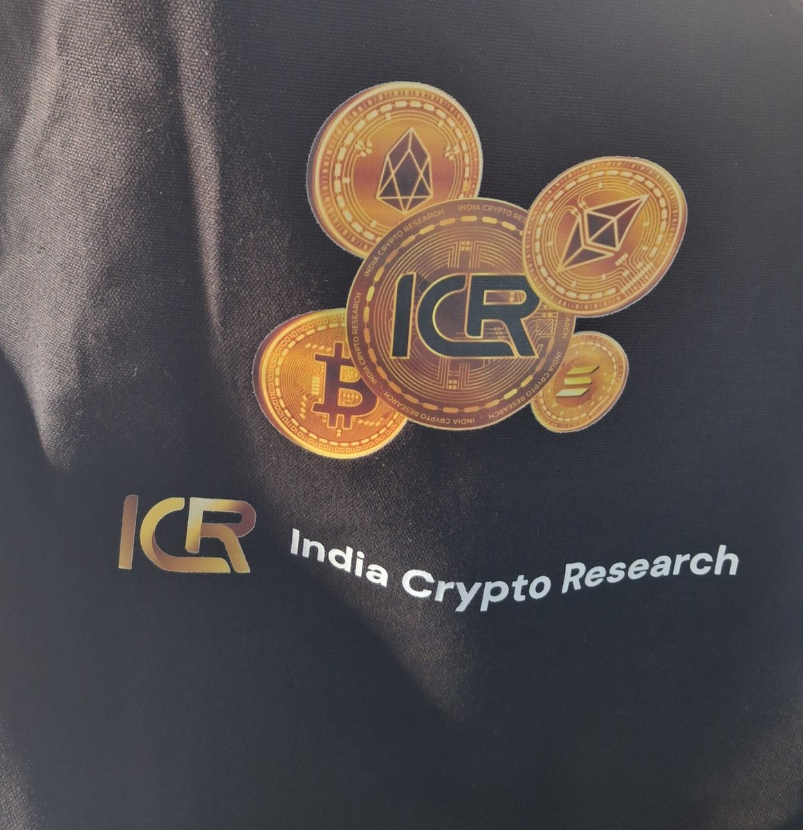 ShahDexAcademy's tweet photo. 🏆 Proud to have participated in the India Blockchain Tour (IBT) 2026!
I also took part in the India Crypto Research quiz competition and secured 4th place! 🥳

Thank you to everyone at @IBTxOfficial @icr_indiacrypto @metamorph_conf for the opportunity and the gift! 🙌

#IBT2026 https://t.co/AgliwRhugs
