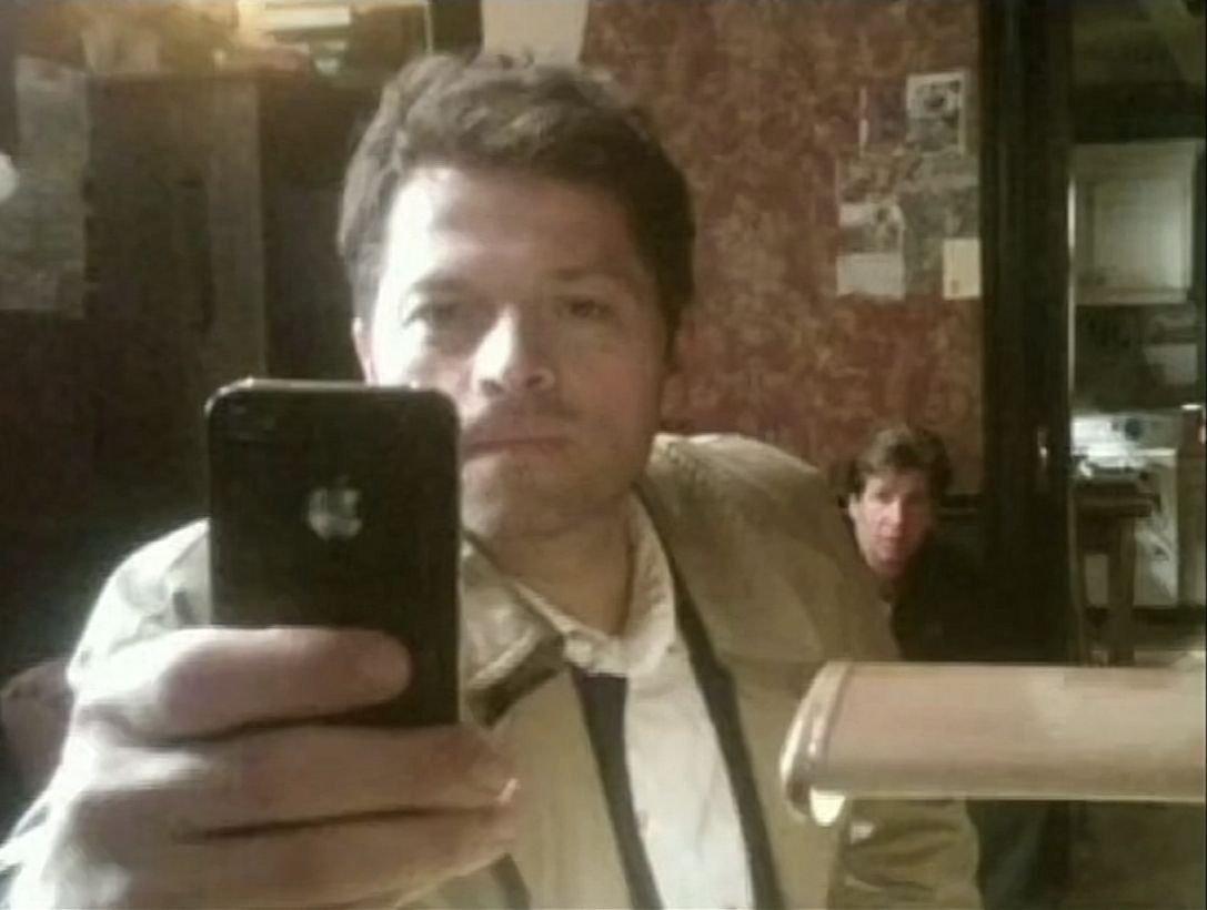 mitohondriyya's tweet photo. с первой секунды скачивания твиттера я чувствую себя мишей колинзом все больше и больше https://t.co/BUXjD86IL1