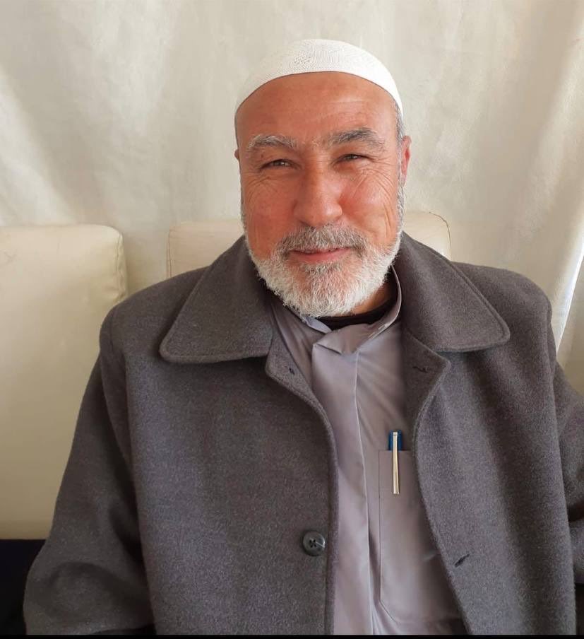 GazaMartyrs's tweet photo. The old man, Ghazi El-Arbid, was praying in the mosque when an Israeli quad captor shot at him and ended his life. 

The barbarian Israeli army kills civilians even when they are in the Mihrab. https://t.co/MI6Te76u2o