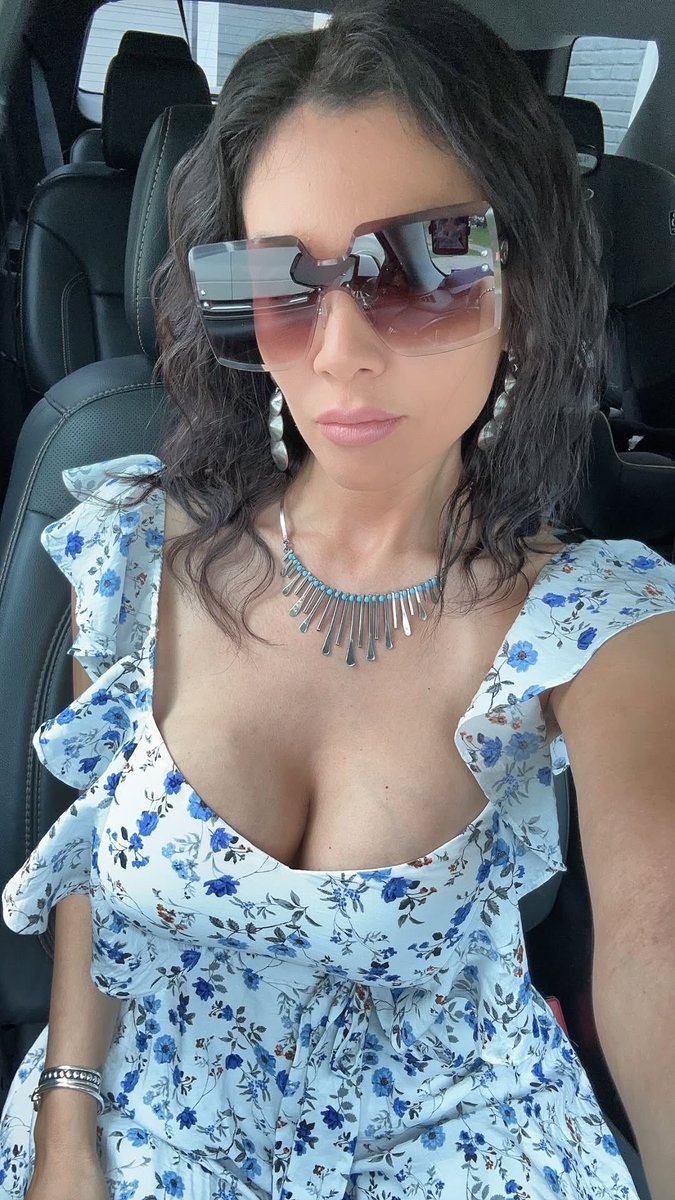 Jacob1fwh9's tweet photo. Mommy of 3, Married and Looking 😏

IG:  crys.maaa345 https://t.co/TahaVD0PRs