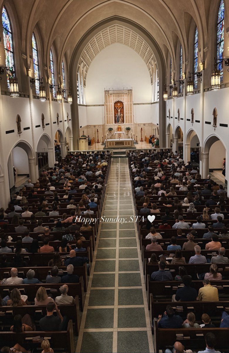 Sachinettiyil's tweet photo. This is the crowd at Sunday Mass at St. Thomas Aquinas Catholic Church in Dallas, Texas, where 234 people are currently in OCIA discerning Catholicism. https://t.co/RriC3UVnto
