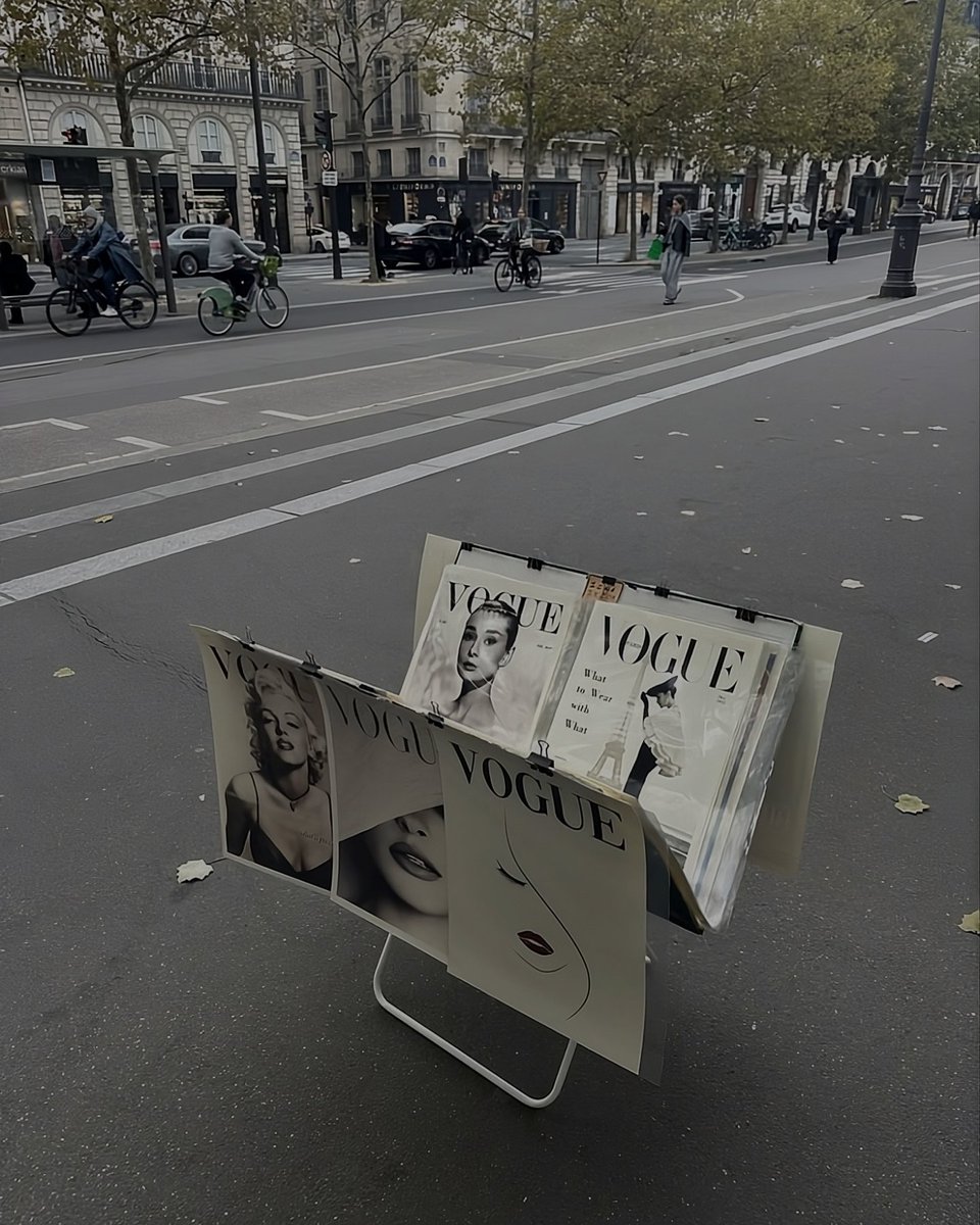 fateofsirens's tweet photo. 🇫🇷. https://t.co/lGaBQJ1OCU