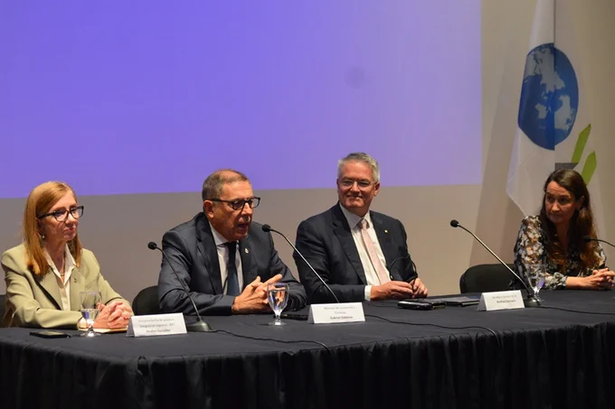 Image from Ministerio de Economía y Finanzas (@mef_Uruguay)