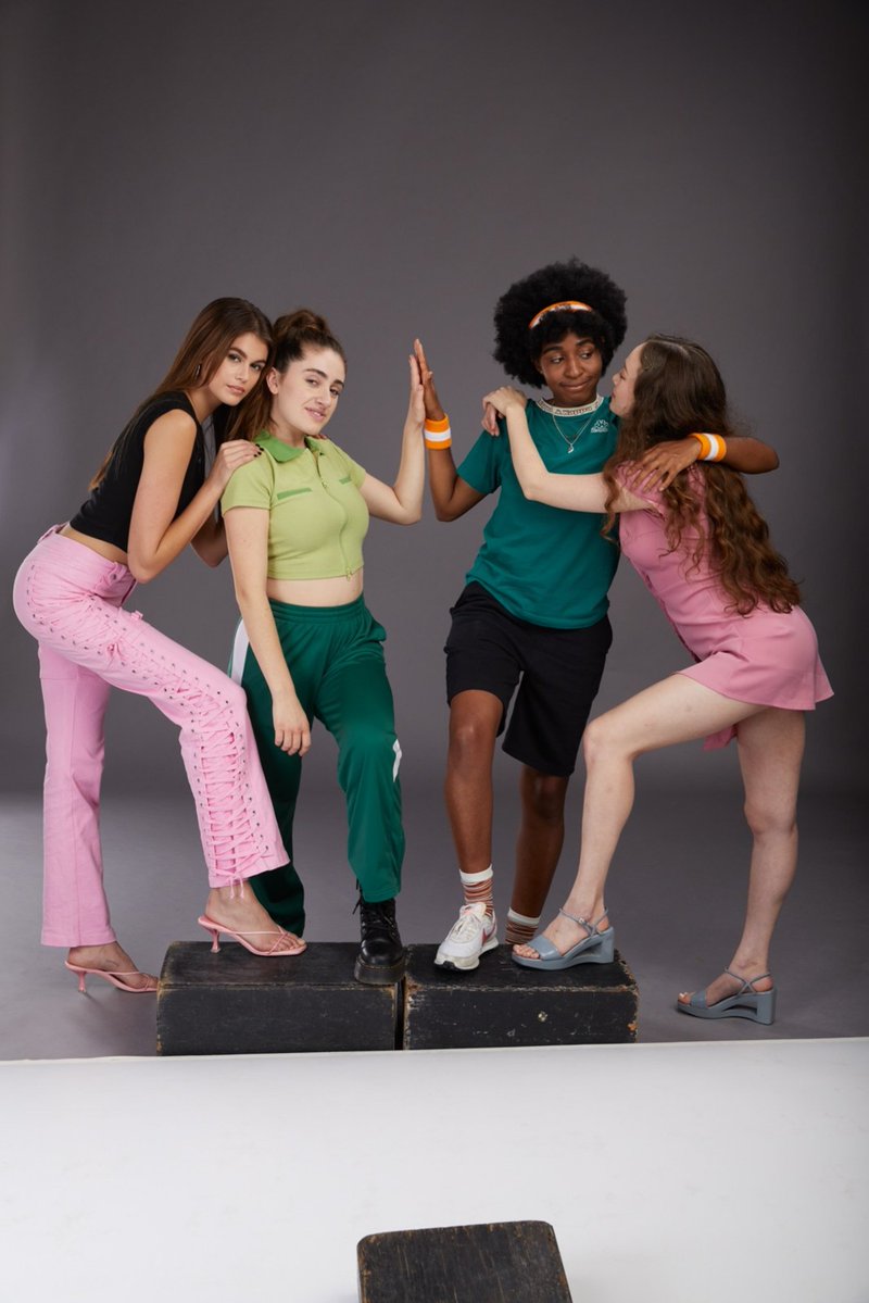 AyoESource's tweet photo. "Bottoms" Promo shoots of Ayo Edebiri, Havana Rose Liu, Rachel Sennott and Kaia Gerber https://t.co/mOKHv0a4EG
