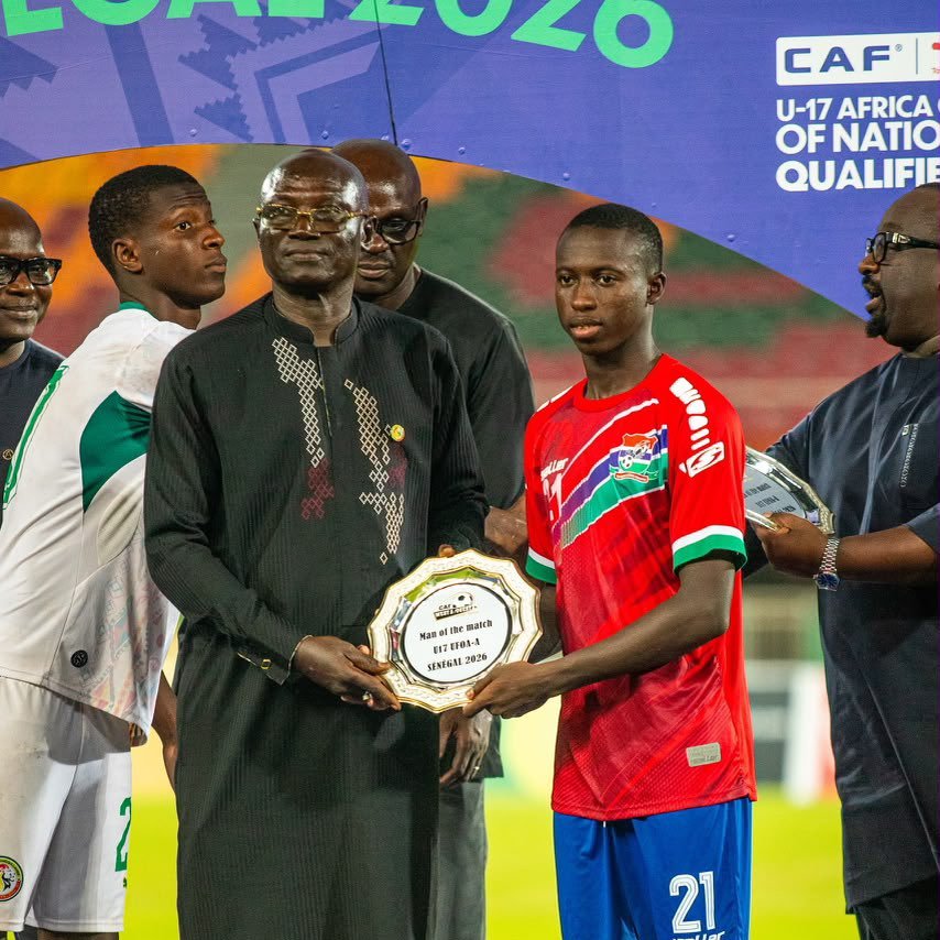 SimplyUtd's tweet photo. 🚨 Manchester United and Liverpool are among several top European clubs closely tracking Gambian teenage sensation Alieu Saine.

The skilful winger impressed at the WAFU Zone A U-17 tournament, where he helped Gambia's U17 national team win the competition.

[@SportsPeteO] https://t.co/aKA9Gseorx