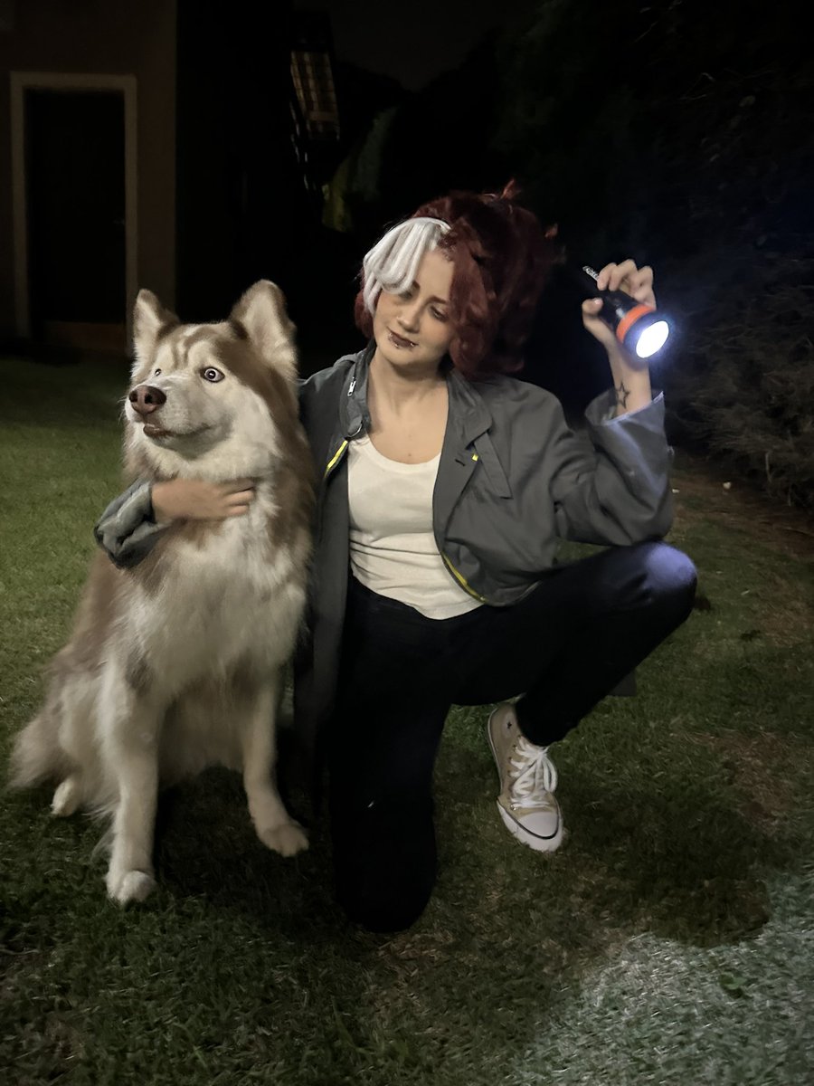 wheres_en4's tweet photo. Mia e lupi 🐾🐺 #enigmadomedo #ordemparanormal #cosplay https://t.co/3bRx0uMzcE