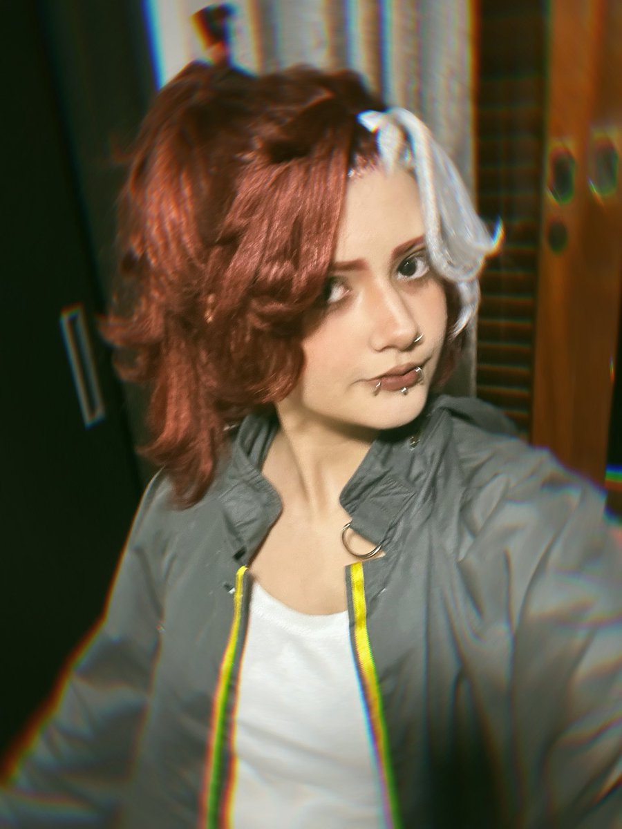 wheres_en4's tweet photo. Mia e lupi 🐾🐺 #enigmadomedo #ordemparanormal #cosplay https://t.co/3bRx0uMzcE