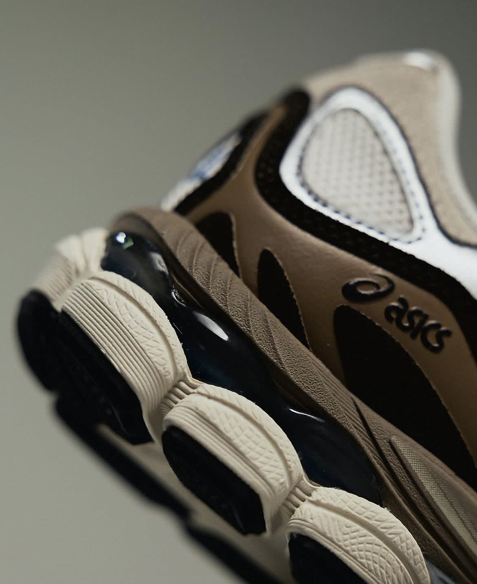 Delulukickz's tweet photo. ASICS Gel-NYC☕️ https://t.co/YM6i8rcGlF