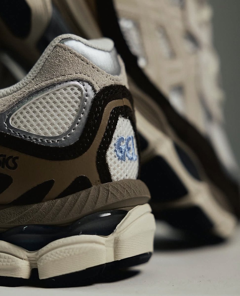 Delulukickz's tweet photo. ASICS Gel-NYC☕️ https://t.co/YM6i8rcGlF