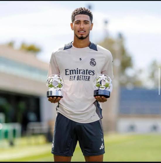 goldenishim's tweet photo. Golden boy                           Ucl young player award. 

You have 24 hours to recreate. https://t.co/erL7ILQKu7