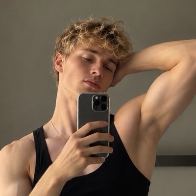 yourperfectboya's tweet photo. #NeuesProfilbild how you Buddies like it? https://t.co/mMkiYTl1FY
