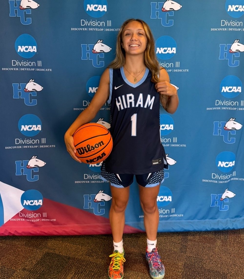 basketbella0827's tweet photo. Thank you to Coach Jim Wiedie for the official offer to Hiram College @Hiram_Athletics @HiramCollegeWBB! So grateful for the opportunity to compete at the next level.
#GoTerriers 🐶
@URBANGR1NDBBALL @NxxtLvLBball @The_Blast_AAU @RonDonaldsonJr1 @THSTrojanHoops https://t.co/Gluv1IZtRC