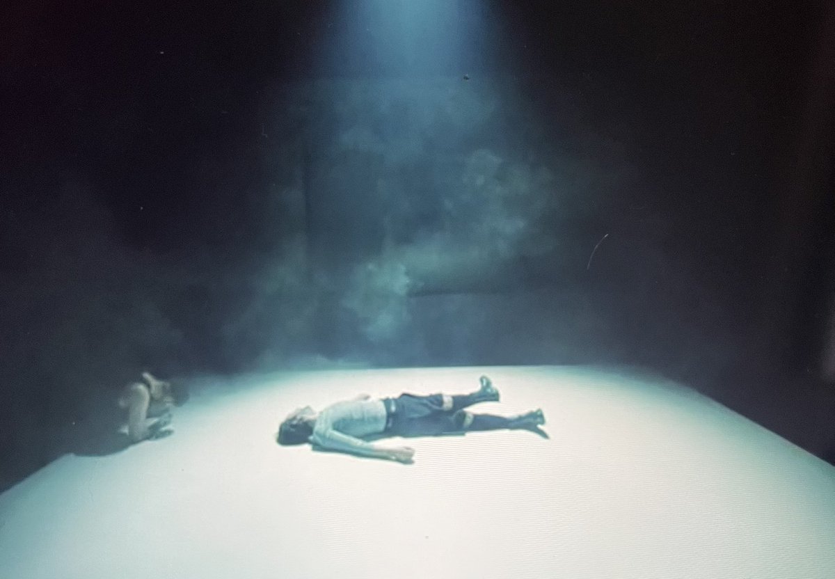 buttered_s0up's tweet photo. Finished Macbeth! Wonderfully done. I’d love to see this live, but unfortunately I don’t think they’ll come back. https://t.co/qd3e5X17EY