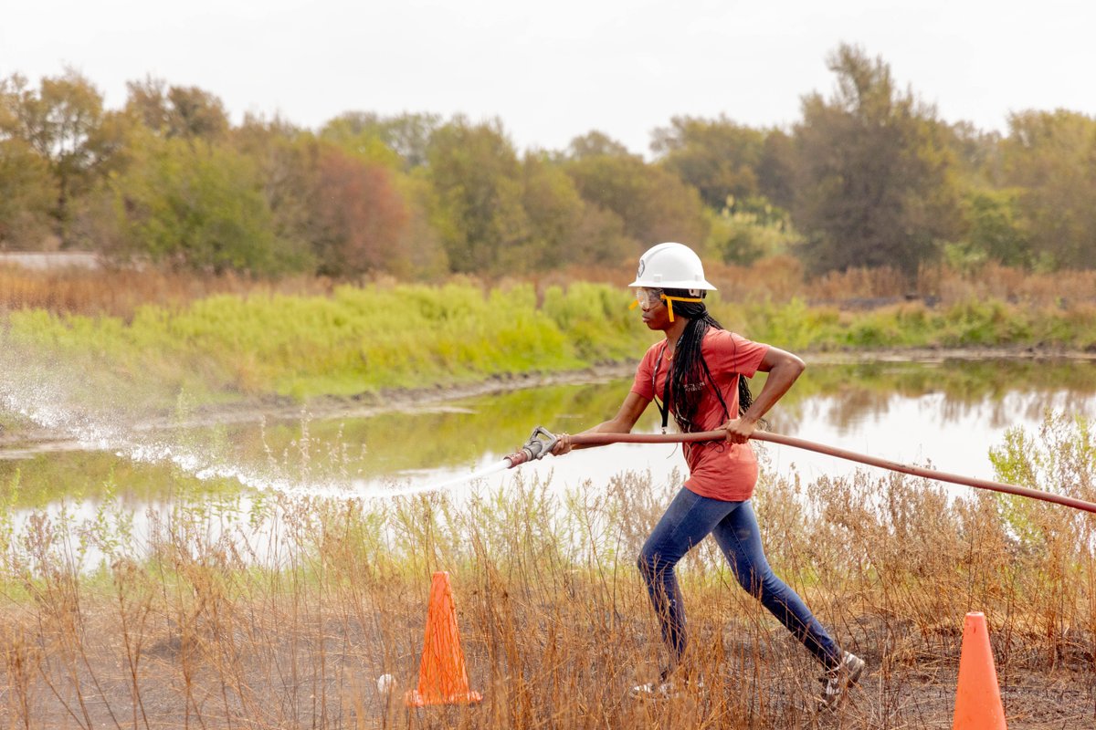 TXForestService's tweet photo. 🔥 Twenty-eight students from 13 Texas counties came together for the sixth annual Sisters in Fire! Participants got hands-on experience with wildland firefighting skills and equipment while exploring careers in wildfire response and natural resources. https://t.co/JURMJ4D9Y0