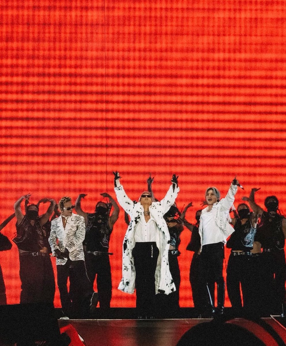 maliksdust's tweet photo. @kchartsmaster G-DRAGON 🔥 BIGBANG https://t.co/CuLxfxmlUl