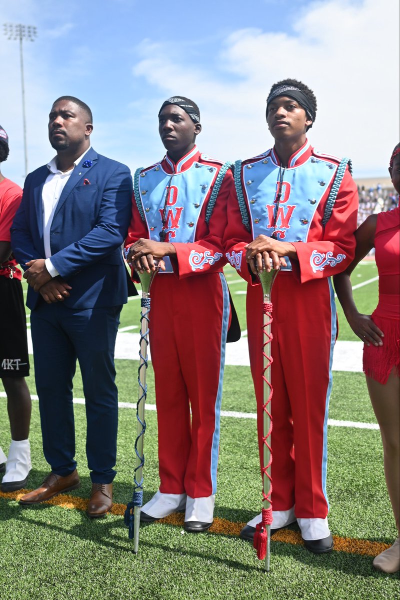 DWCarterHS's tweet photo. We are proud of our Carter Band @dwccband Auxilary @dwc_mffa and Dance Line @thecartercalicos for showing up and showing out at the Dallas Bands United Battle of the Bands. 

2nd Place Division II Overall Band 
Best in Class Drum Line 
•
#TooBadTooBold #CarterCowboys https://t.co/iMy3R0BLl8