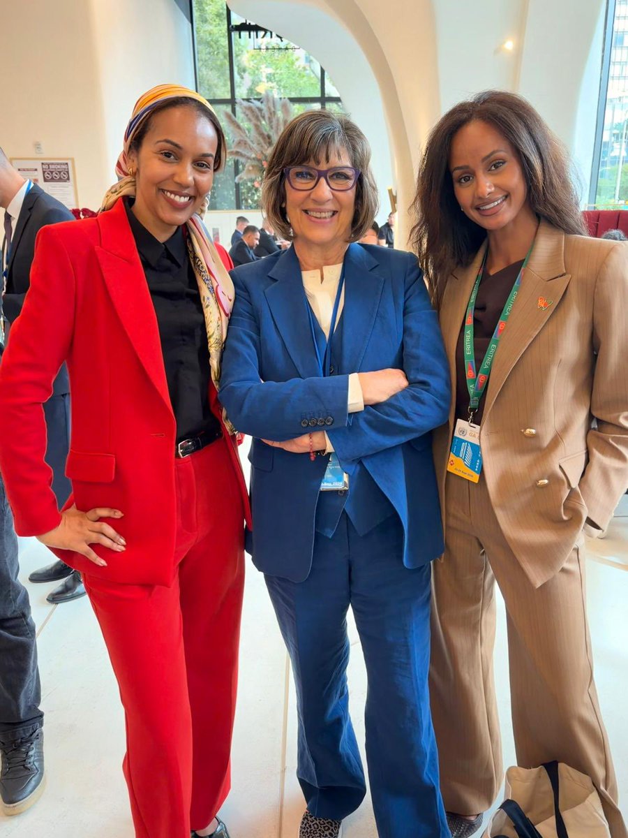 MeronRebecca's tweet photo. Some personal highlights from the sidelines at #UNGA81 , from #Eritrea's leadership in this capacity, with @AmbStesfamariam presiding over the General Assembly general debate, to legal encounters with Singapore's ICJ candidate Ambassador Rena Lee , and meeting the one and only Christiane Amanpour @amanpour.

It is a privilege to represent #Eritrea at every stage and in every room. 

#Eritrea #UNGA81🇪🇷