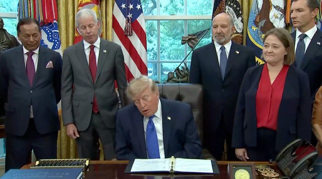 LucasSa56947288's tweet photo. Can’t imagine what they’re thinking right now. https://t.co/pkaGcq9ZOZ