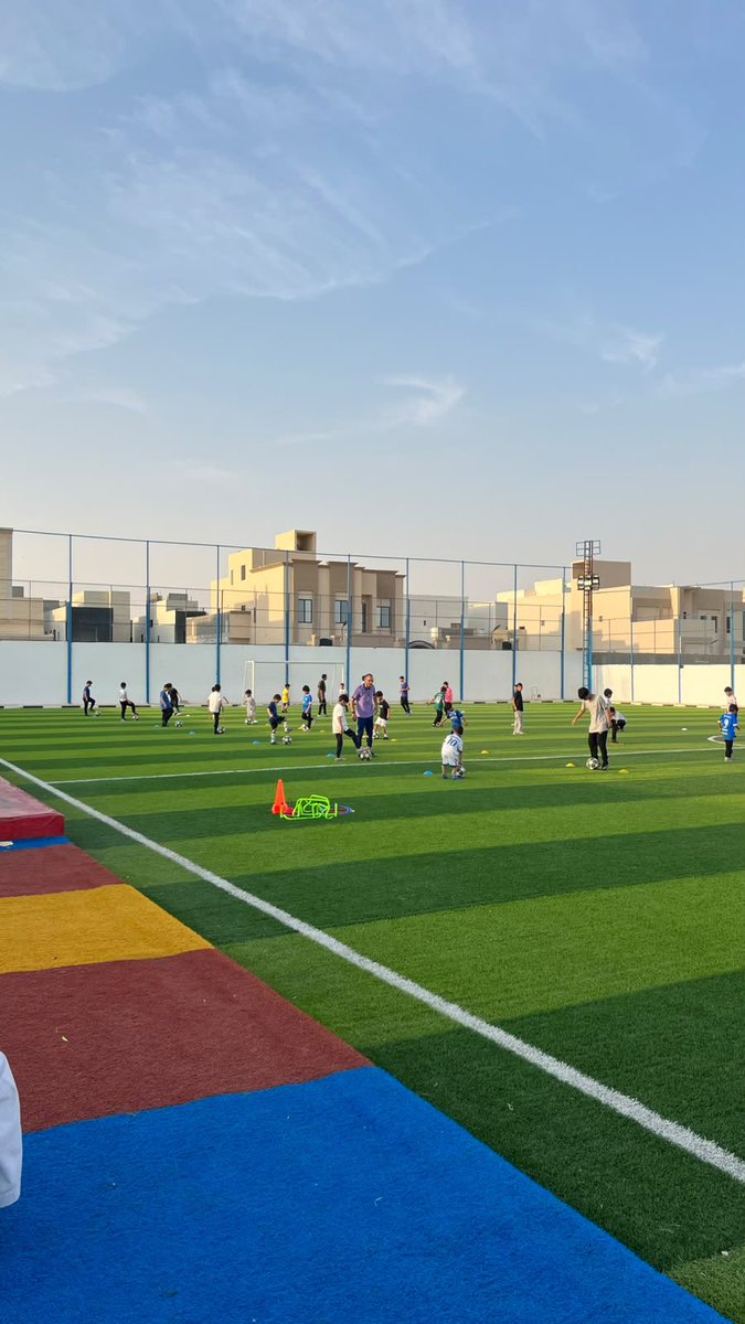 saryah_academy's tweet photo. من تمارين #اكاديمية_الساريه لهذا اليوم الاثنين 28-9-2026 م 
#حفر_الباطن https://t.co/QF88oyUUvu