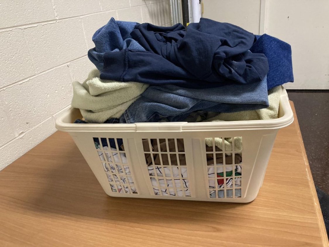 ChubbedBenson's tweet photo. About to surprise my girlfriend with her boo basket #foldit https://t.co/TOxLsJWRCK