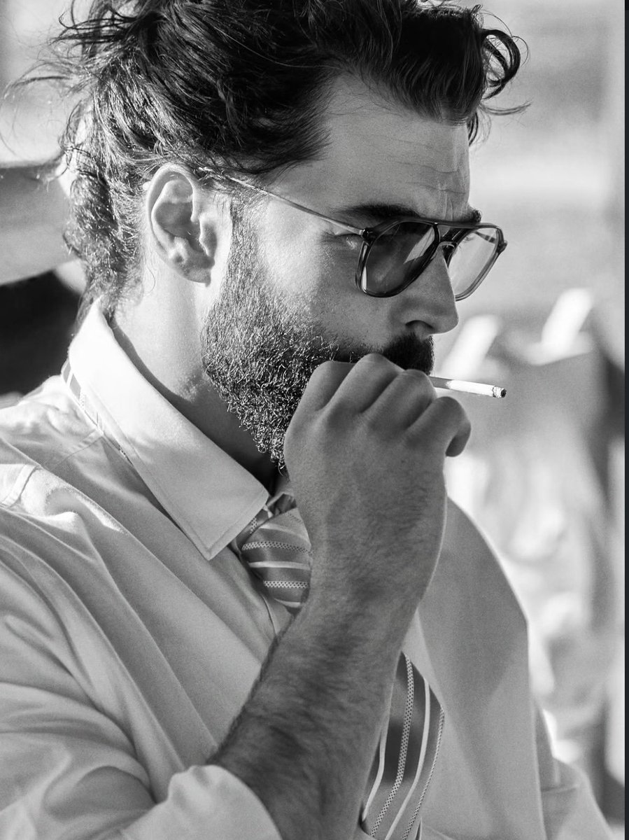 Peva681's tweet photo. Impresionante 🔥
#AkınAkınözü https://t.co/ETln9Ee3y9