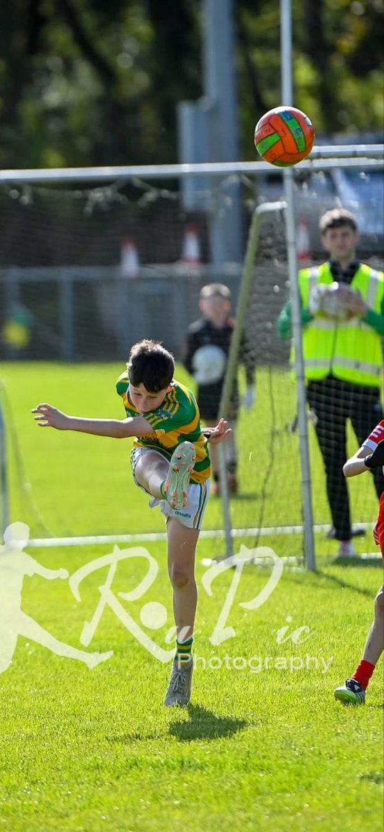 JamesMcNicholl1's tweet photo. Winning point in the golden score on his home football festival. #UTG 🟢🟡 https://t.co/myR1hRne3S