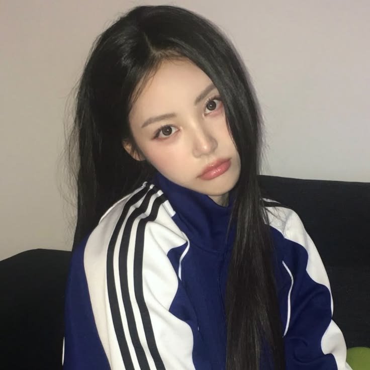 choqueinct's tweet photo. 📢 COMUNICADO OFICIAL

clara está oficialmente de volta ao nct e retomará suas atividades com o grupo. https://t.co/sEgn4TVnG3