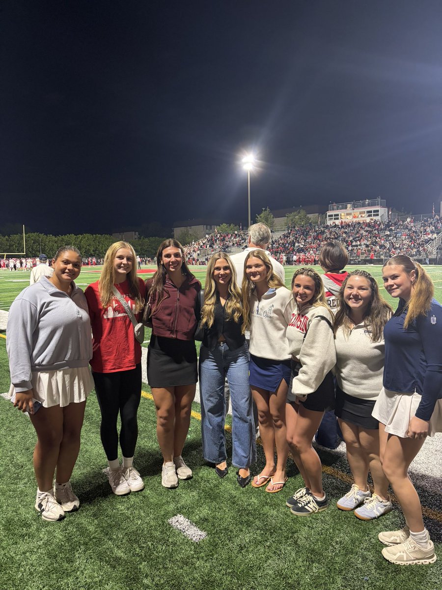 RedHawkSB's tweet photo. Congratulations to our newest Hall of Fame Inductee:

2016 graduate and current Varsity assistant: Madison Naujokas!!! ❤️🖤 https://t.co/KOlYEi7DVd