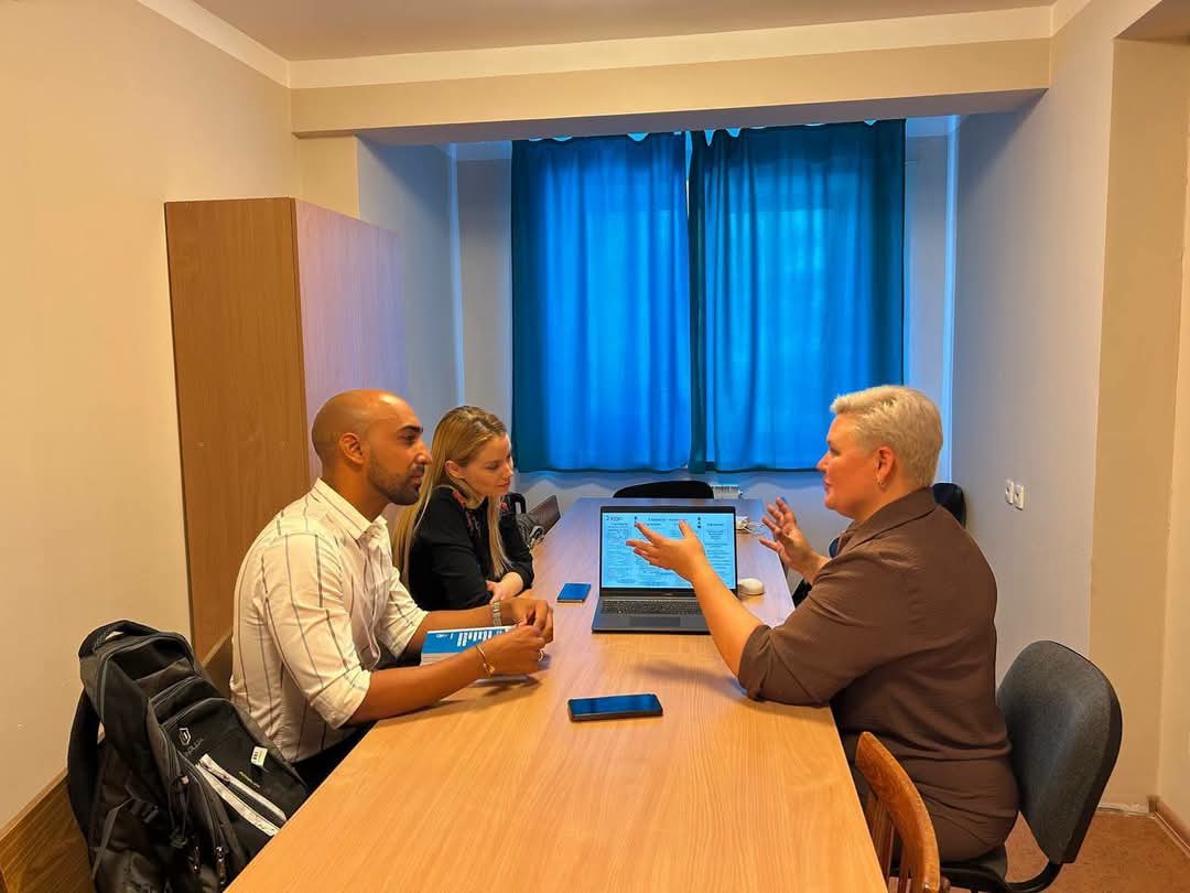 CubaMES's tweet photo. ✨ El Dr. C. Midiel Marcos Mendoza de la @UnissJMarti, inicia pasantía de 35 días en la Universidad Federal del Sur, Rusia, en el Laboratorio Ruso-Cubano de Investigación Científica sobre educación y desarrollo de personas con necesidades educativas especiales.
ℹ️📷 #UNISS https://t.co/PJwEE8kF7s
